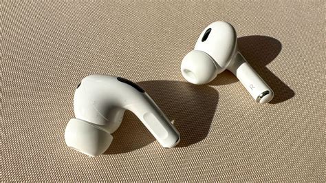 airpods 2台目接続 できない、そして宇宙の果てで踊る猫